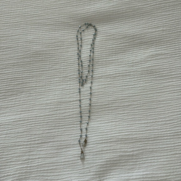 Necklace with blue beads - Picture 1 of 3